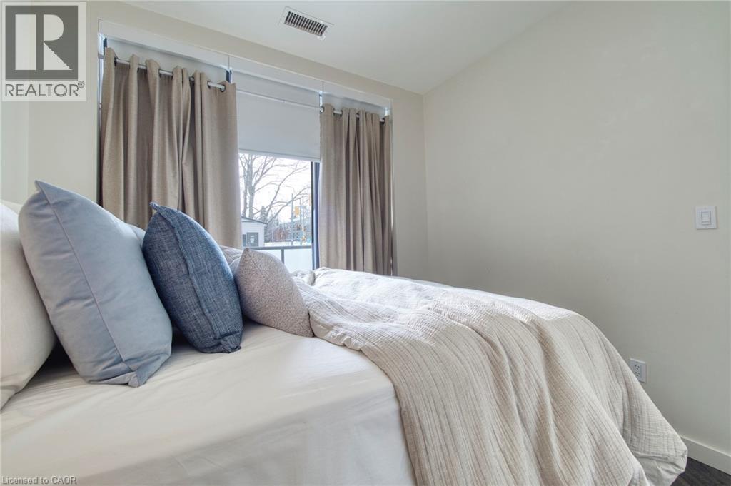 690 KING Street W UnitNo. 101, Kitchener