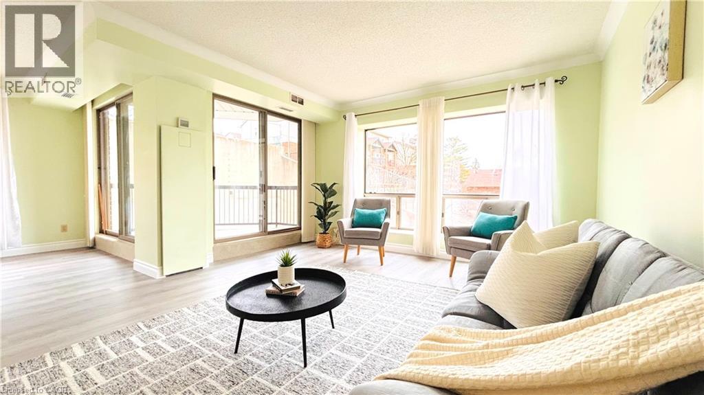 300 KEATS Way UnitNo. 207, Waterloo