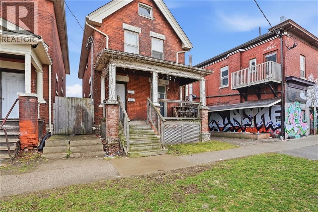 53 CHATHAM Street, Brantford