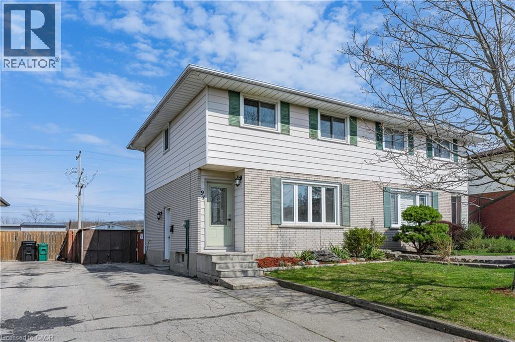 97 MOFFAT Drive, Cambridge