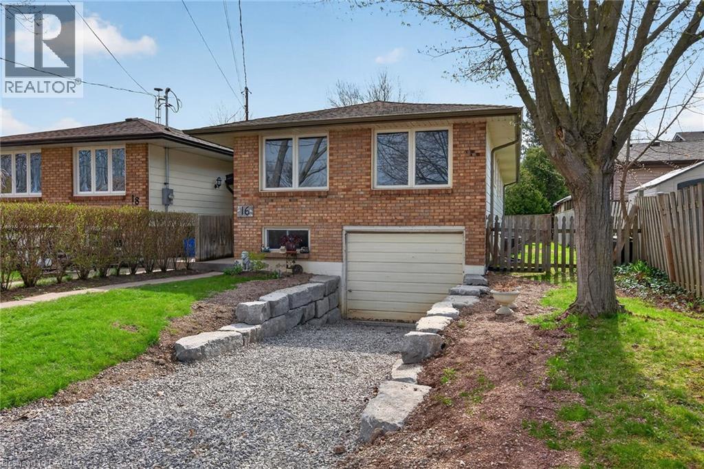 16 MACCOLL Place, Caledonia