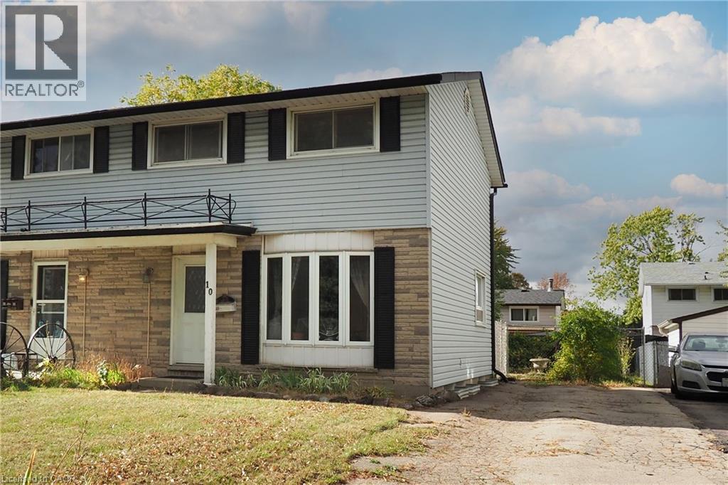 10 BALFOUR Crescent, Kitchener