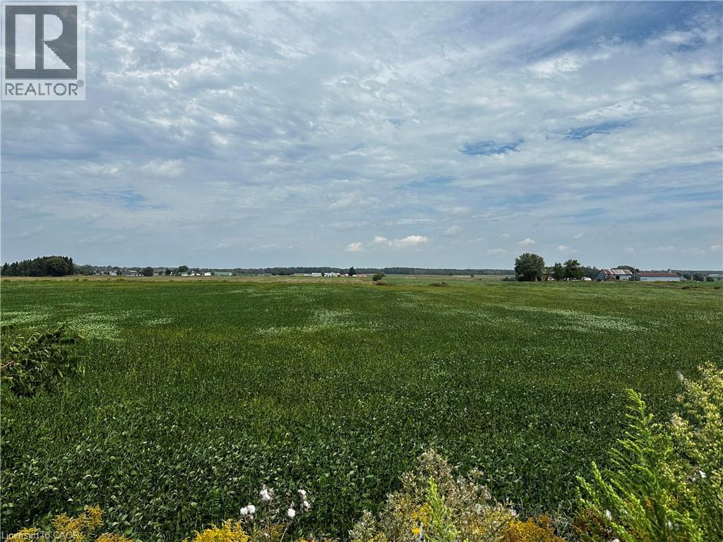 1050 WALTON Avenue, Listowel