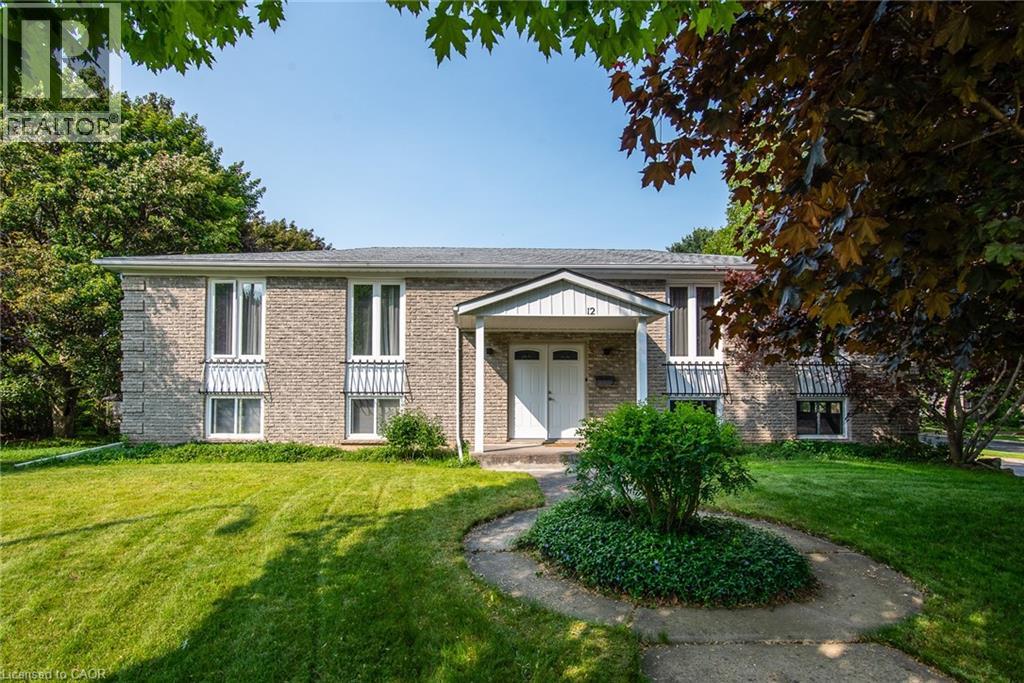12 ACADEMY Crescent, Waterloo