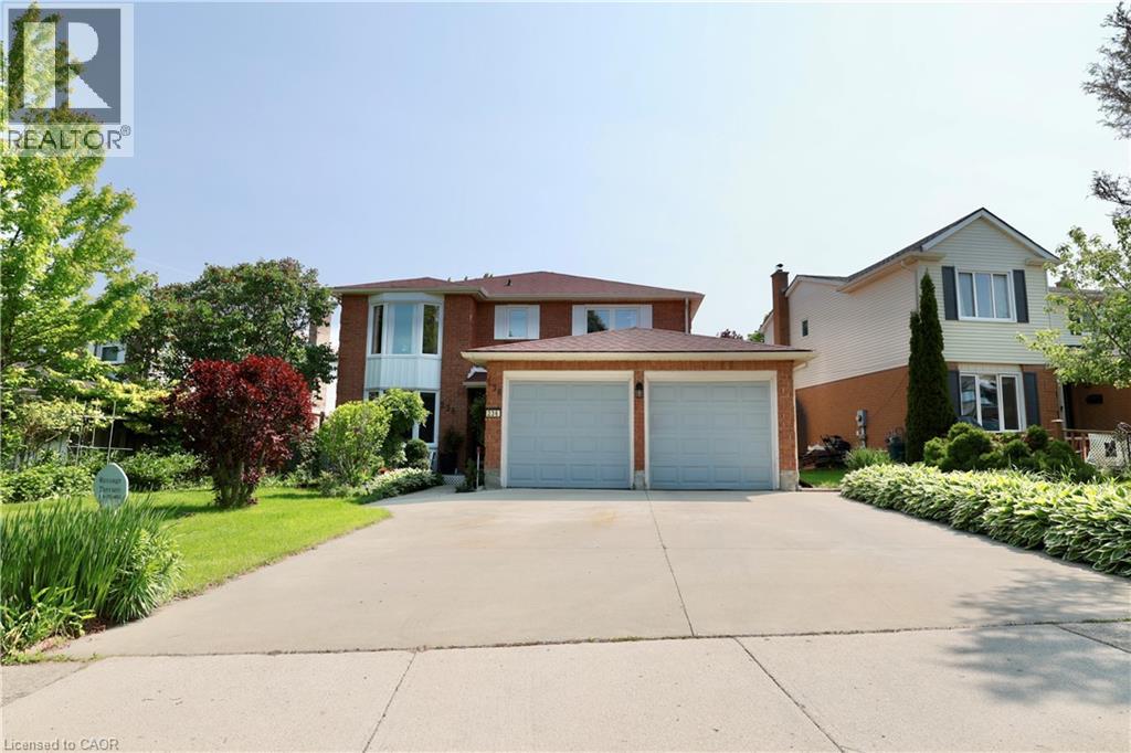 236 WESTVALE Drive, Waterloo