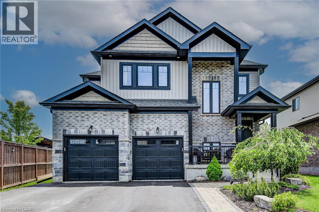 12 STIER Road, New Hamburg