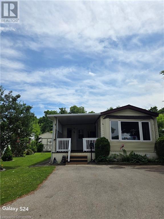 2490 GOVERNORS Road UnitNo. 5 Pondview, Ancaster