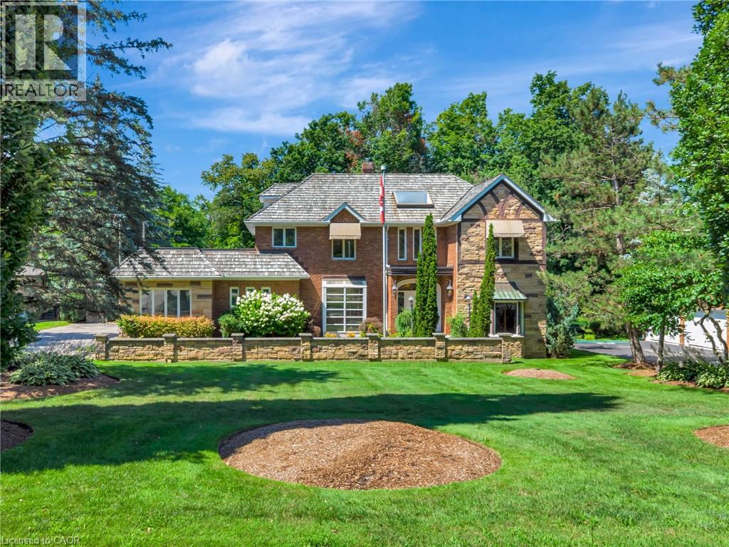 32 MAPLE HILL Drive, Kitchener
