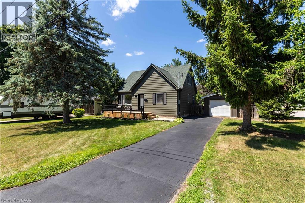 44 GROVE Crescent, Brantford