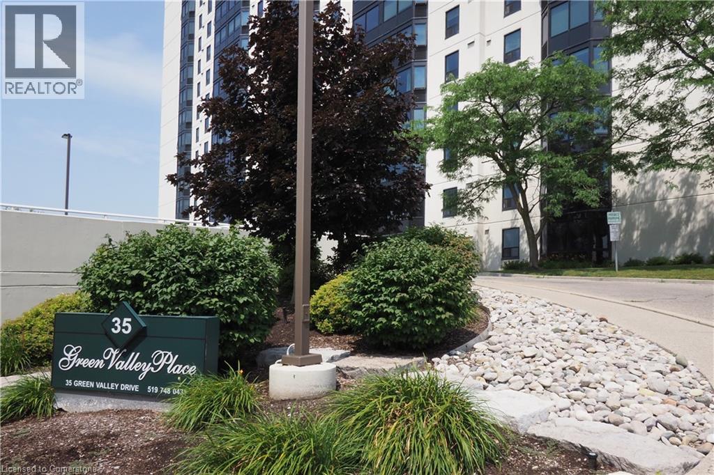 35 GREEN VALLEY Drive UnitNo. 1601, Kitchener