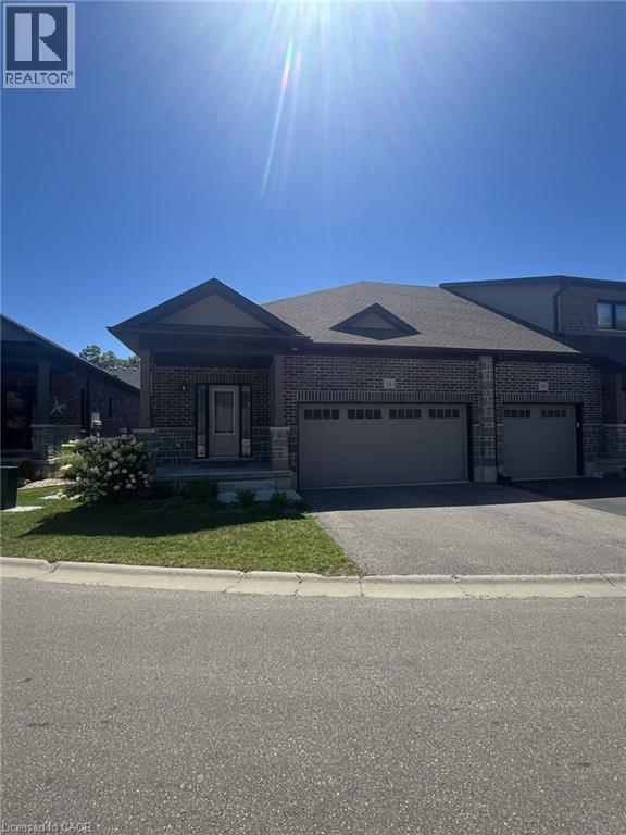 14 TAMARACK Way, Simcoe