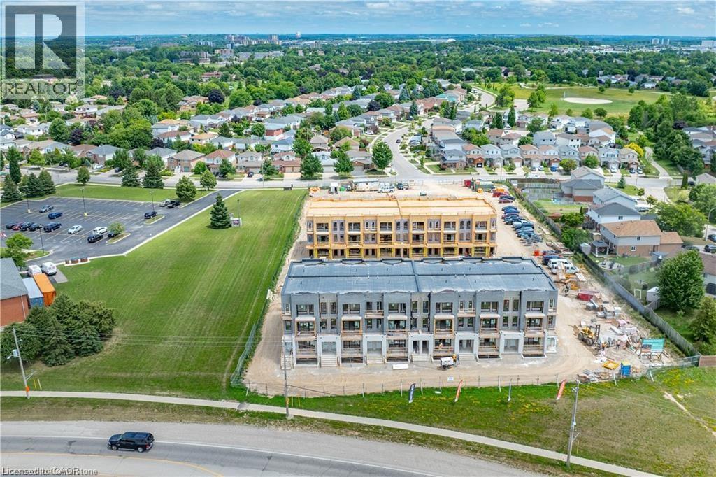 525 ERINBROOK Drive UnitNo. C062, Kitchener