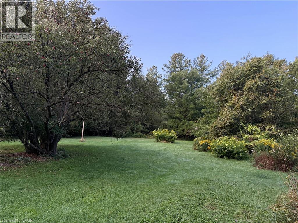 585 WILMOT Line, St. Agatha