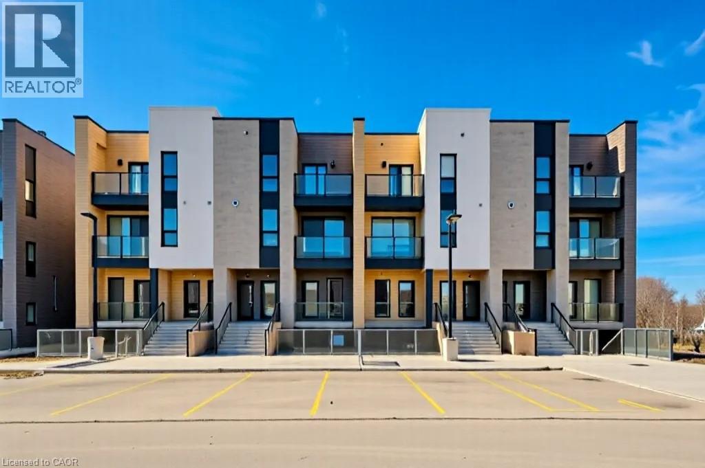 261 WOODBINE AVENUE Avenue, Kitchener