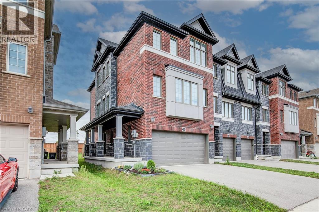 124 IAN ORMSTON Drive, Kitchener