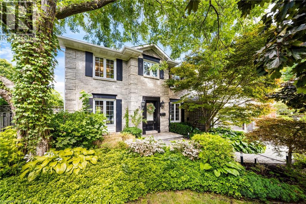 73 TERRENCE PARK Drive, Ancaster