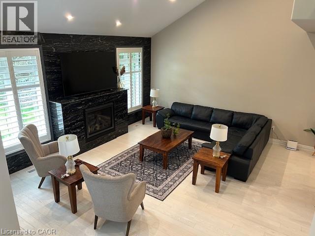 153 BLAIR Lane, Ancaster