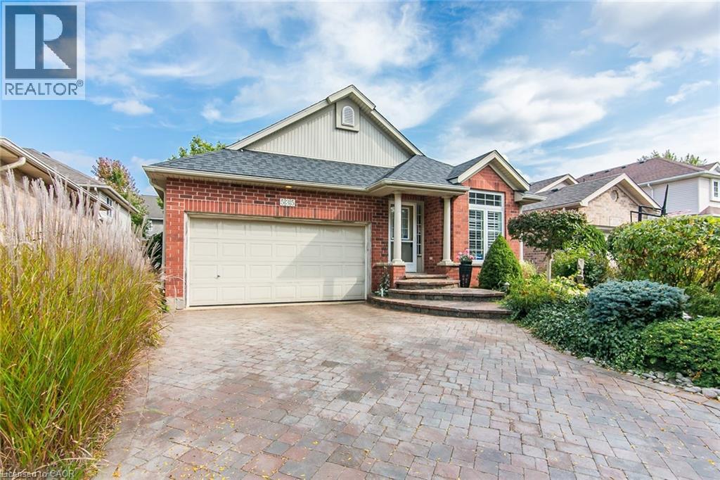 535 EASTBRIDGE Boulevard, Waterloo