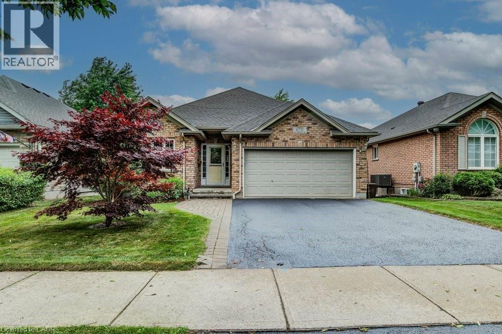 670 SALZBURG Drive, Waterloo