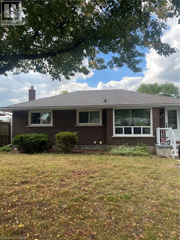 100 LAURIS Avenue, Cambridge