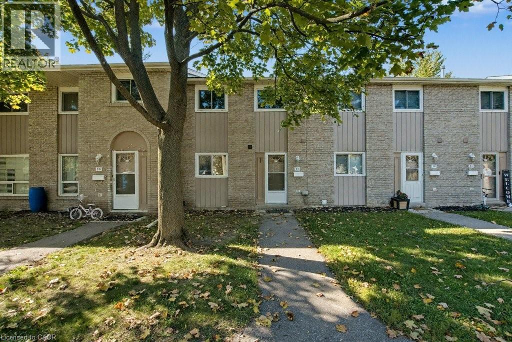 25 UPPER CANADA Drive UnitNo. 17, Kitchener