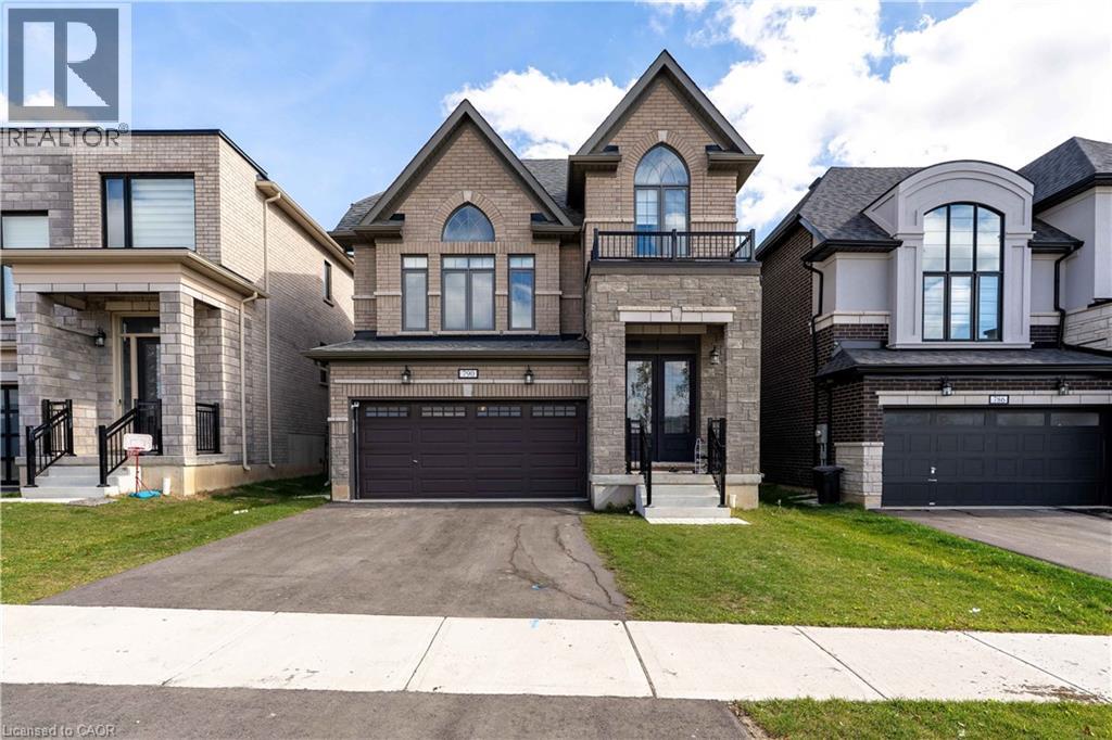 790 SOBESKI Avenue, Woodstock