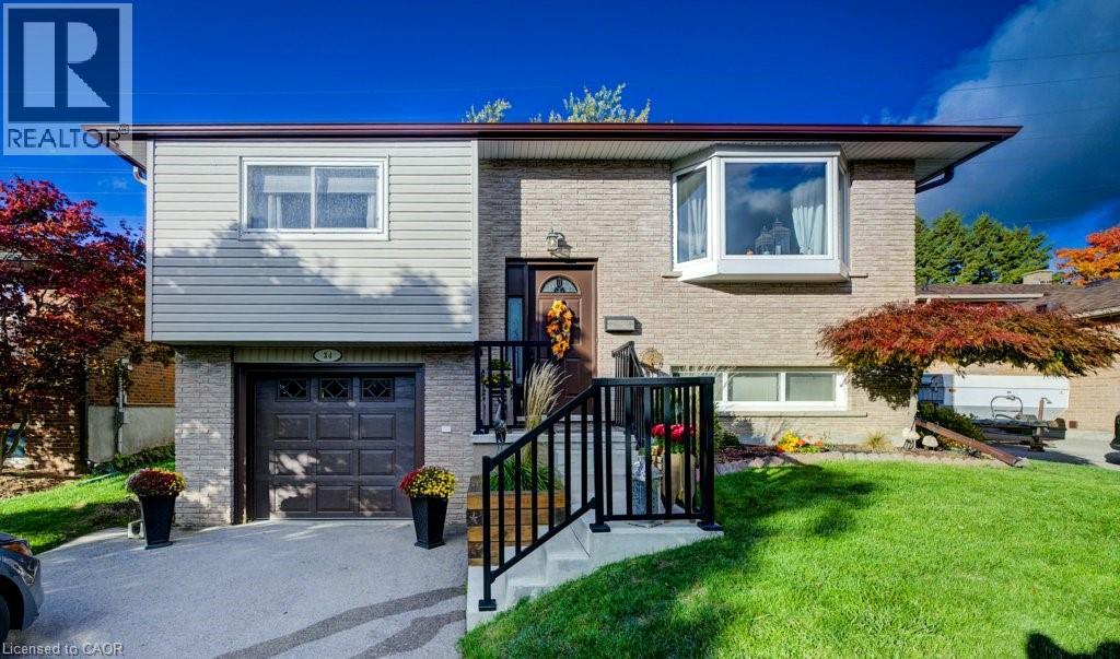 34 WILLOW GREEN Court, Kitchener