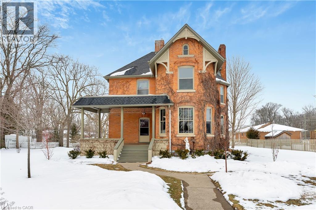 4 SHERMAN Street, Thamesville