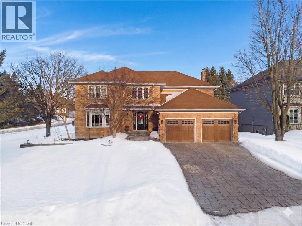 585 WINGROVE Court, Waterloo