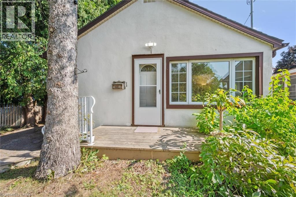 321 VINE Street, Cambridge