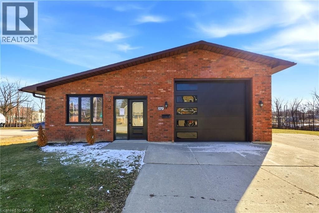 179 MILL Street, Parkhill