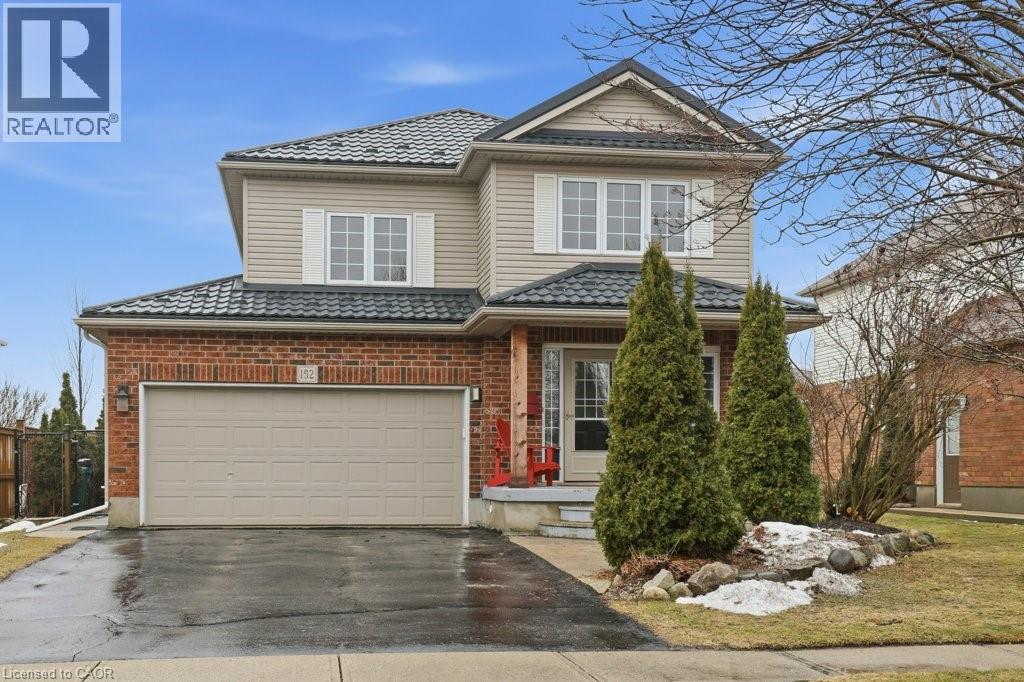 152 LASCHINGER Boulevard, New Hamburg