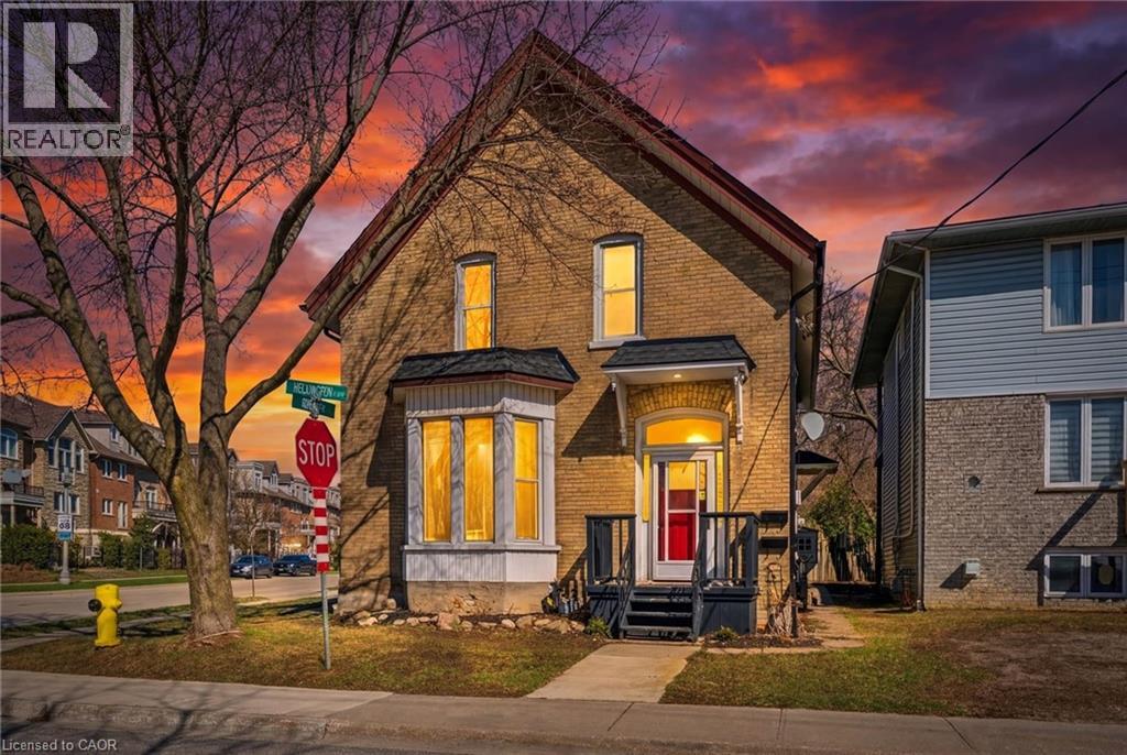 101 WELLINGTON SOUTH, Cambridge