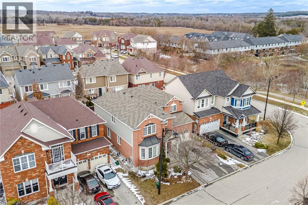 59 APPLE Drive, Cambridge