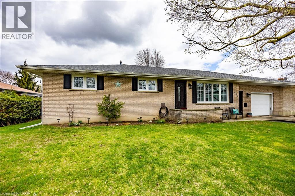 445 SPYDELL Street, Delhi