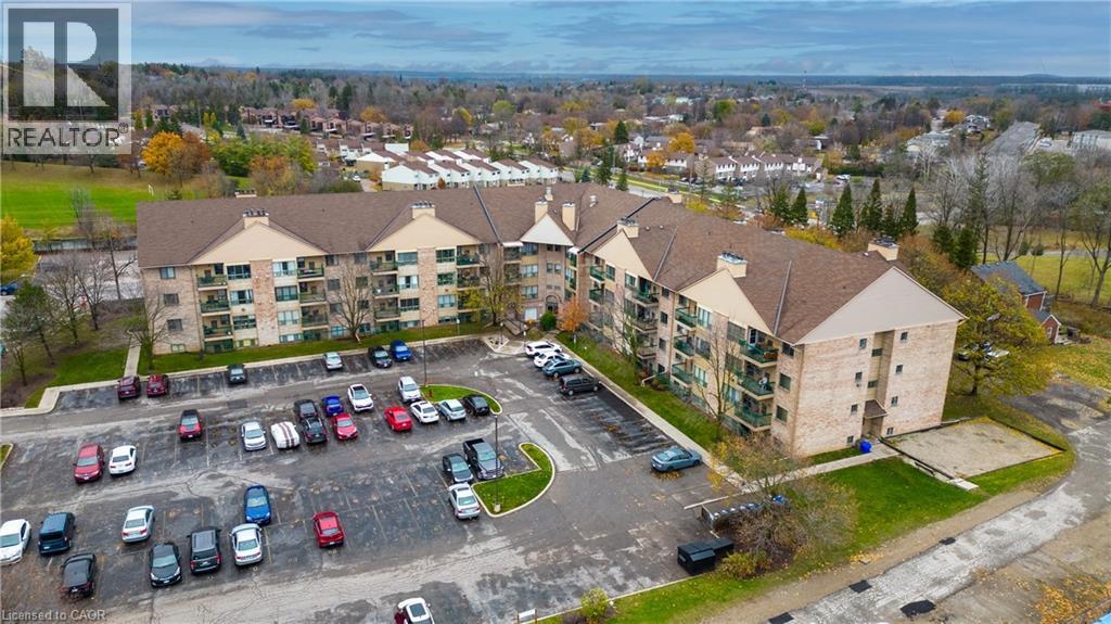 15 HOFSTETTER Avenue UnitNo. 318, Kitchener