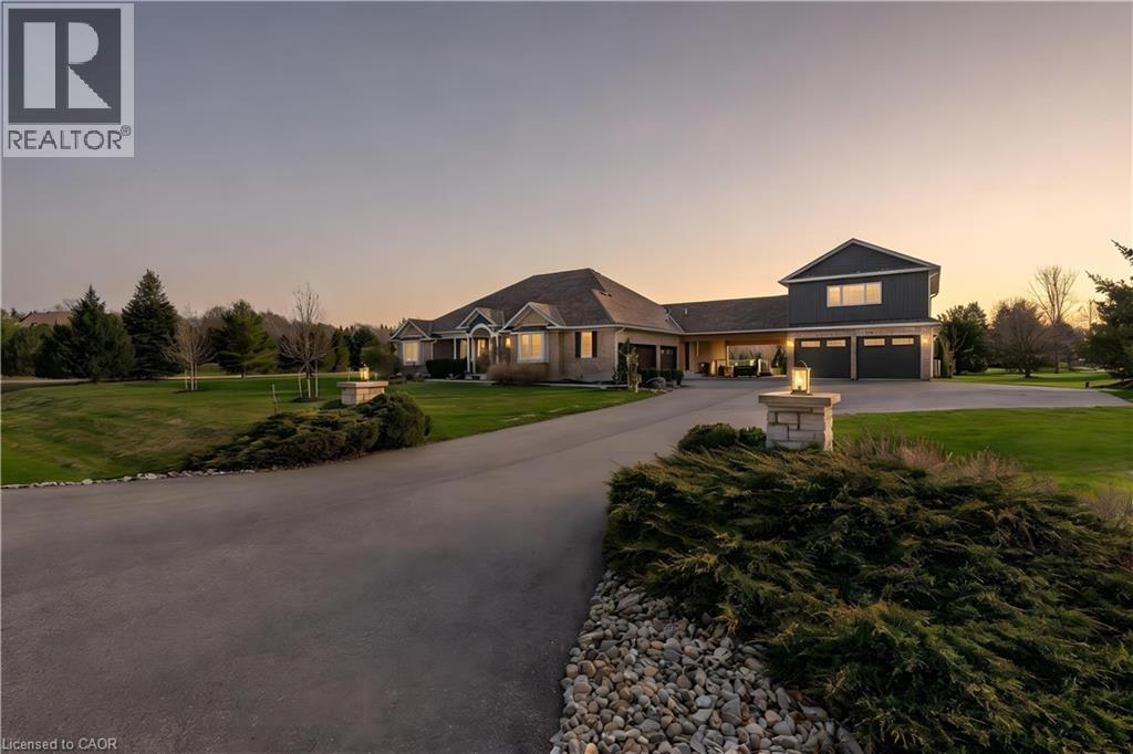 2 CLOVERLEA Crescent, St. George