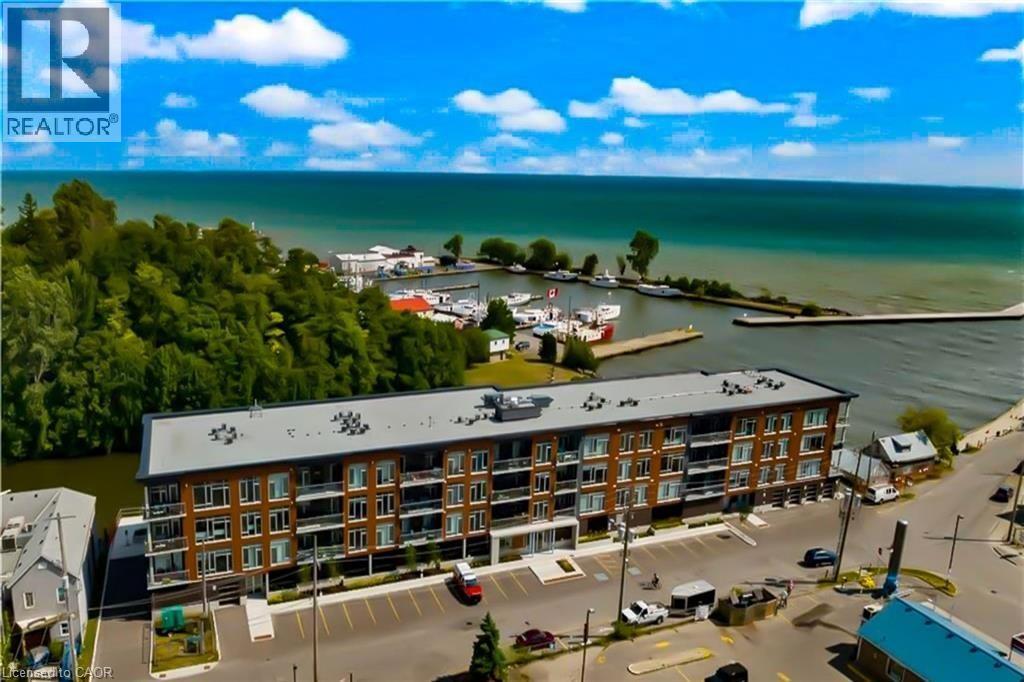 38 HARBOUR Street UnitNo. PH412, Port Dover
