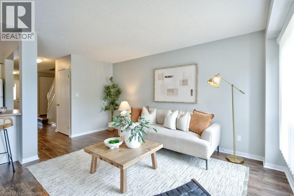 84 WESTMEADOW Drive UnitNo. 2, Kitchener