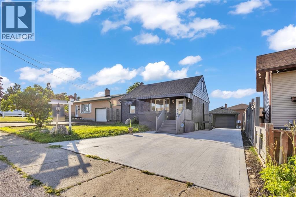 84 AVALON Place, Kitchener