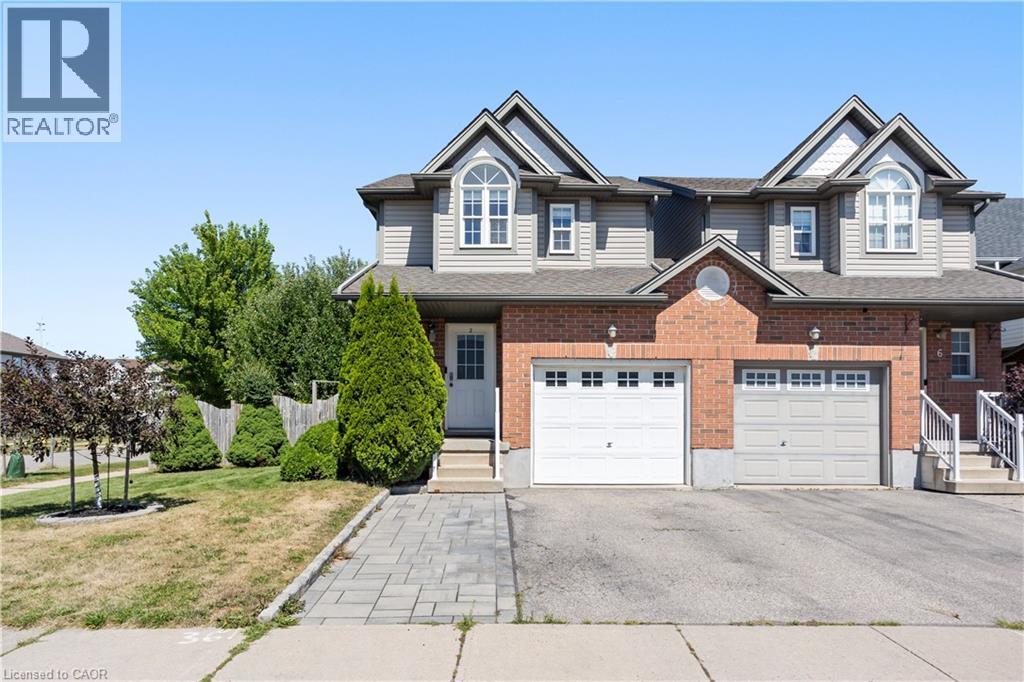2 DONNENWERTH Drive, Kitchener