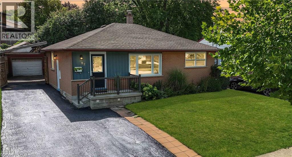 82 SOUTHMOOR Drive, Kitchener