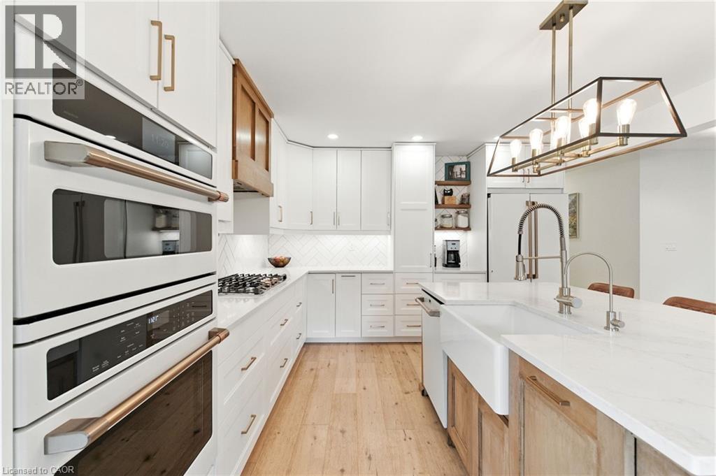 210 NORTHLAKE Drive, Waterloo