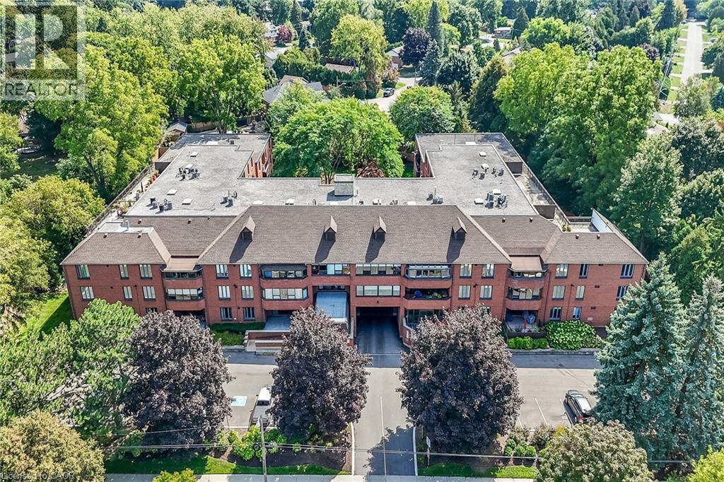 150 WILSON Street W UnitNo. PH1, Ancaster