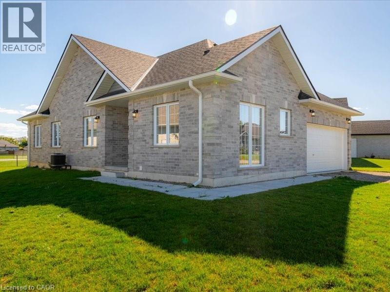 110 DELONG DRIVE Drive, Norwich