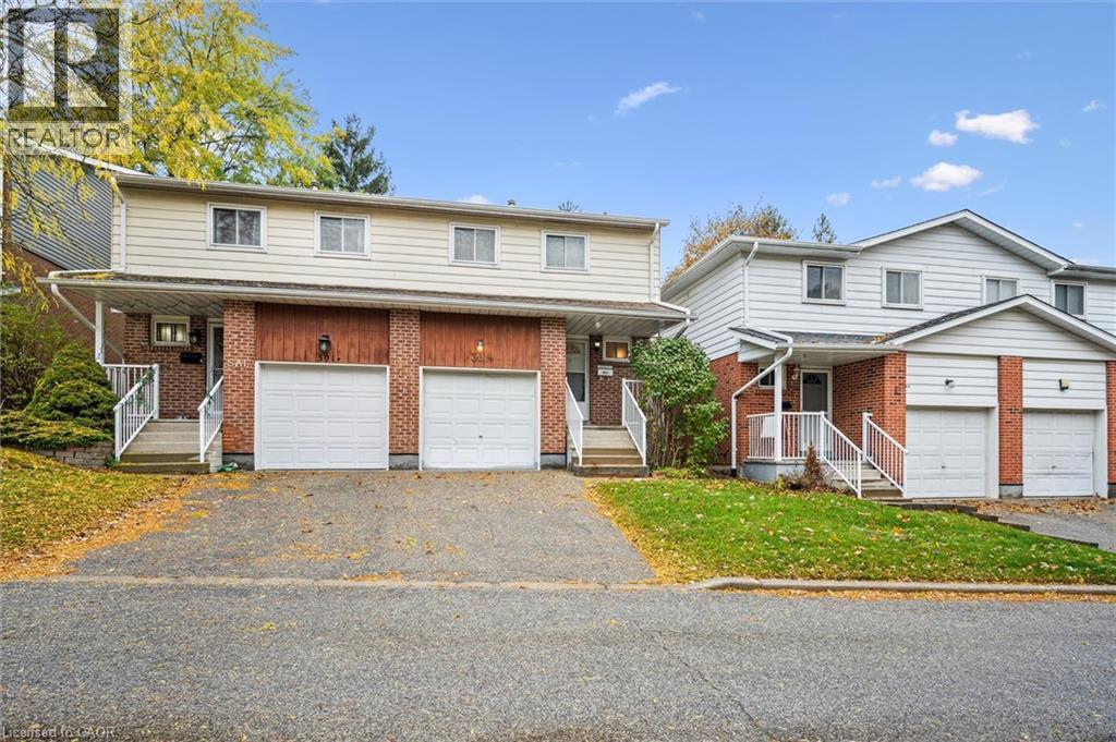 301 BLUEVALE Street N UnitNo. E, Waterloo