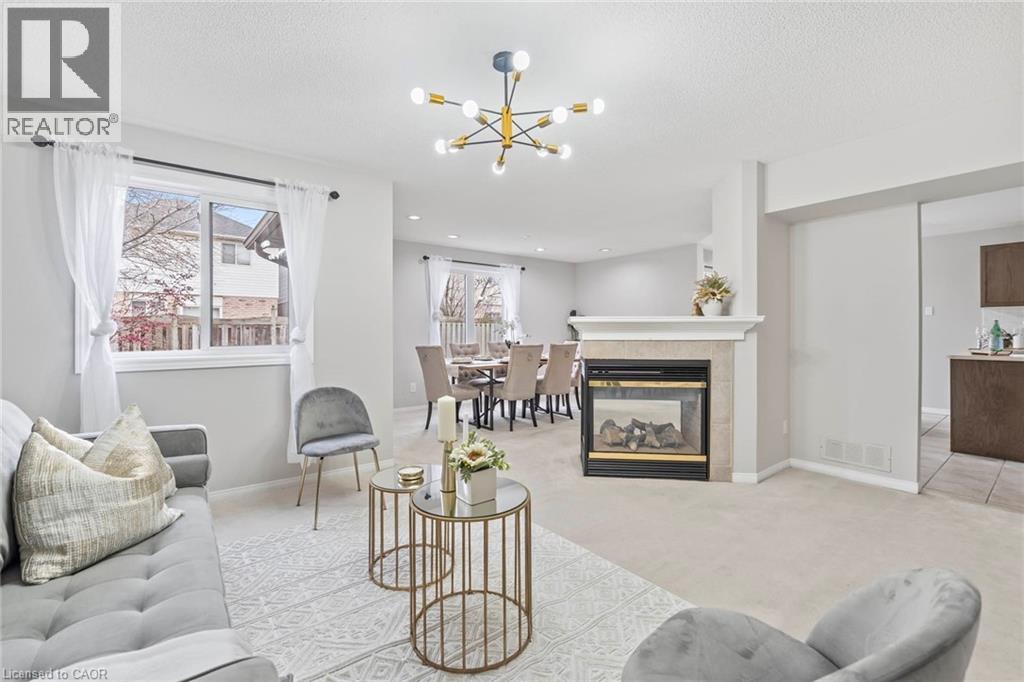 205 BRAITHWAITE Avenue, Ancaster