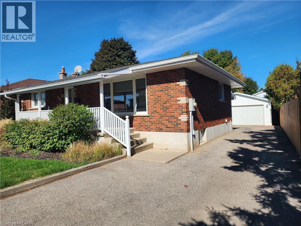130 BALMORAL Drive, Brantford