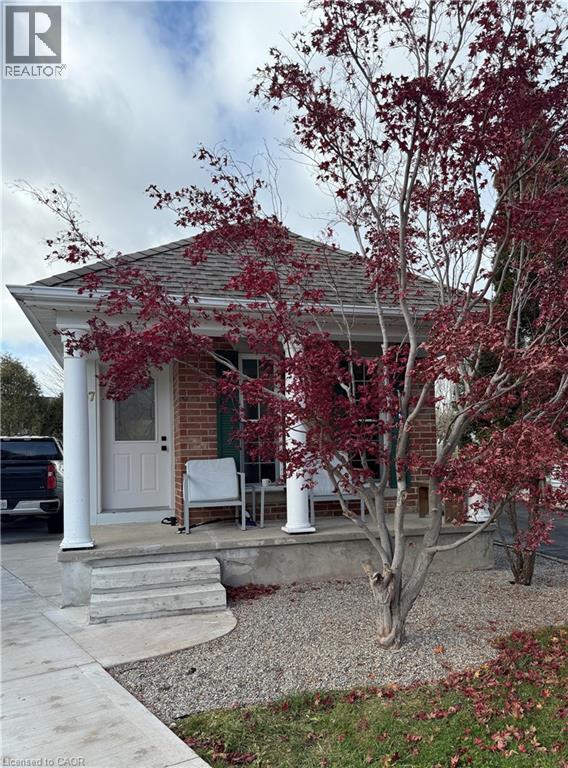 707 JACOB Lane, Waterloo