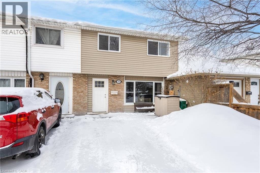 743 PARKVIEW Crescent, Cambridge
